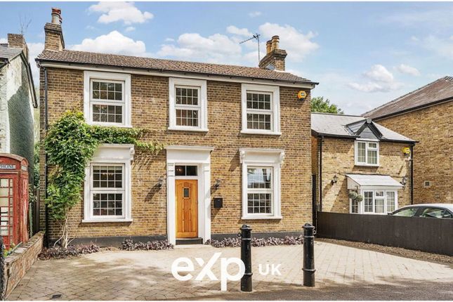 High Street, Feltham TW13 3 bed detached house for sale