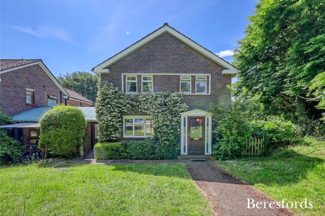 Middle Mead Close, West Hanningfield... 3 bed link detached house for sale