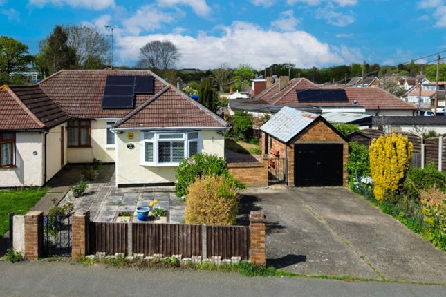 2 bedroom semi-detached bungalow for sale
