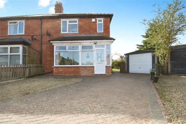 Bell Grove, Lincolnshire LN6 3 bed semi