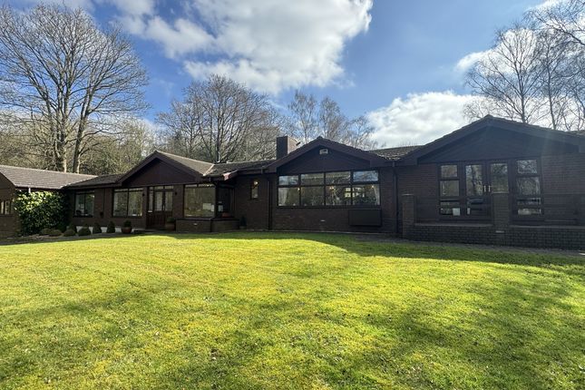 Billy Lane, Birmingham, Barnt Green... 3 bed detached house for sale