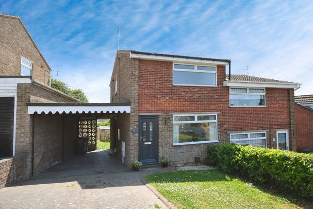 Fallowfield Road, New Whittington... 2 bed semi