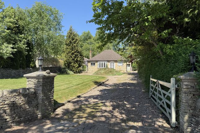 New Road, Millthorpe, Sheffield 2 bed detached bungalow for sale