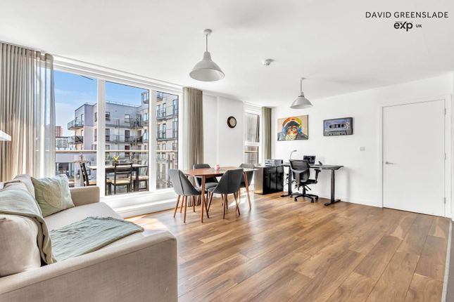 55 Violet Road, London E3 2 bed apartment for sale