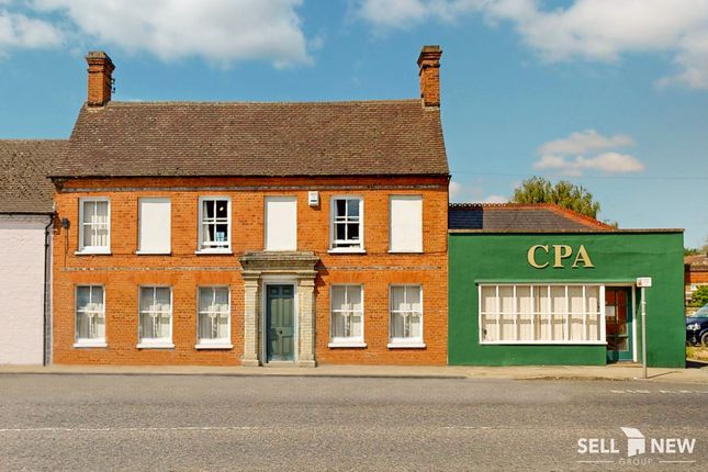4 bed semi-detached house