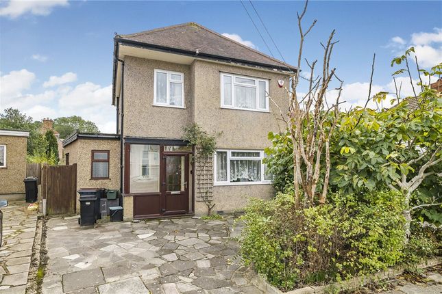 Daerwood Close, Bromley 3 bed detached house for sale
