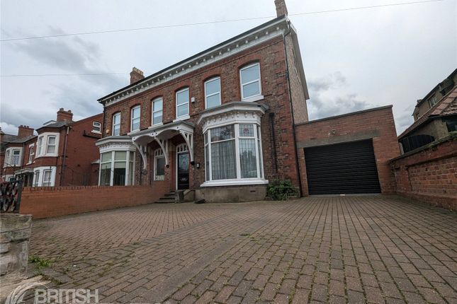 5 bedroom semi-detached house for sale