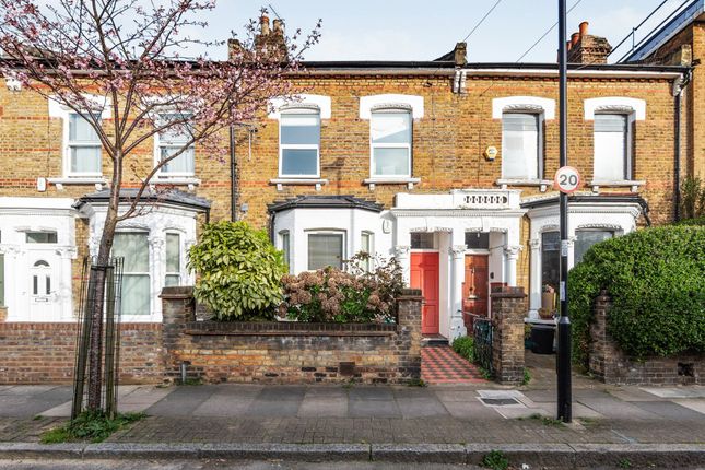 Corbyn Street, Finsbury Park N4 2 bed apartment for sale