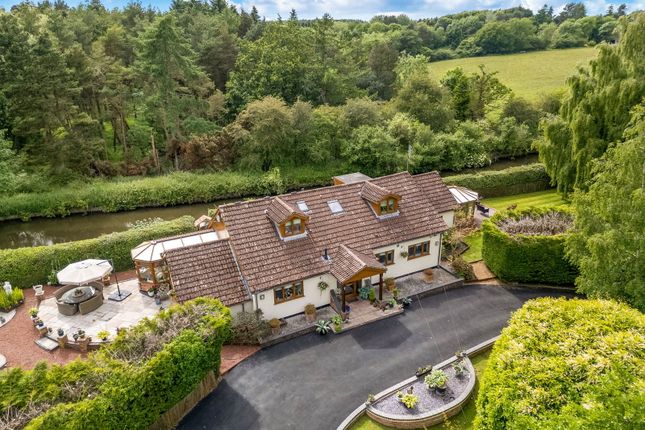 Rotherhams Oak Lane, Solihull B94 5 bed detached bungalow for sale