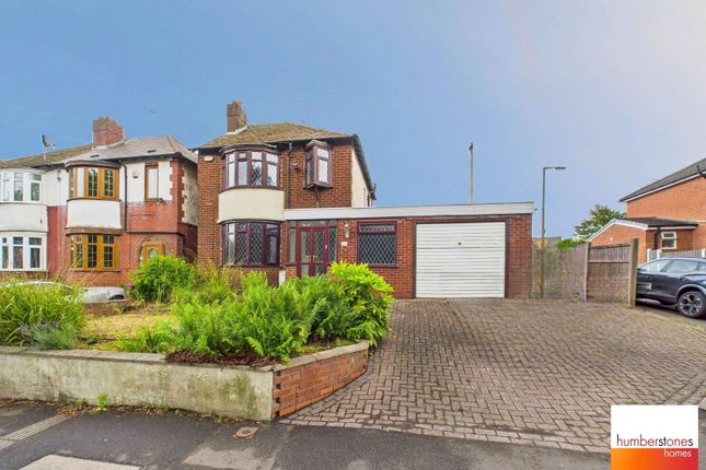 Brades Road, Oldbury, B69 2EP 3 bed detached house
