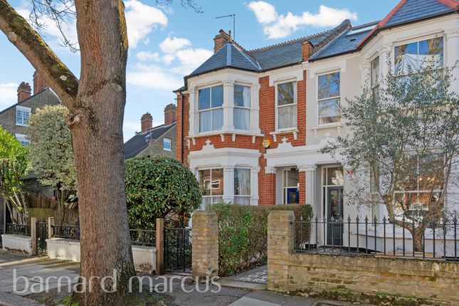 5 bedroom semi-detached house for sale