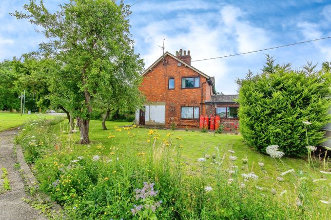 3 bed semi-detached house