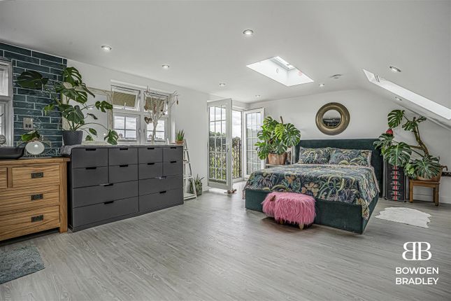 Uplands Road, Woodford Green 5 bed end of terrace house for sale