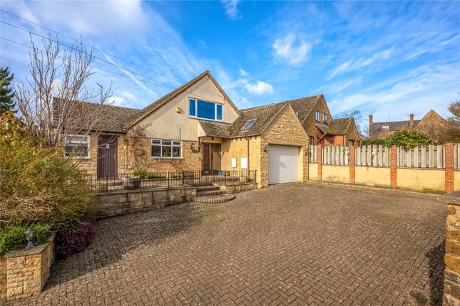 Hopcraft Lane, Banbury OX15 3 bed detached house for sale