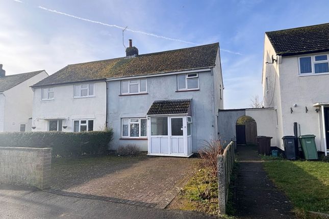 Lay Avenue, Berinsfield  OX10 3 bed semi