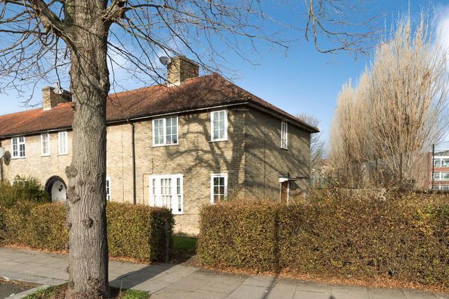 39 The Curve, W12,London 3 bed end of terrace house for sale