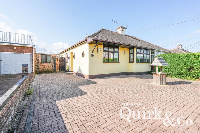 Mayland Avenue, Canvey Island, SS8 2 bed semi