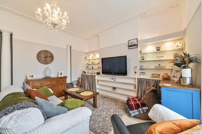 5 Newport Terrace, Barnstaple EX32 1 bed flat for sale