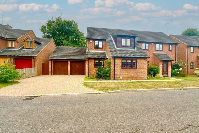 Redwood Drive, Wing LU7 4 bed detached house for sale