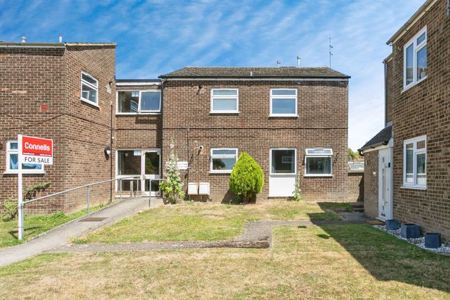 2 bedroom ground floor flat for sale