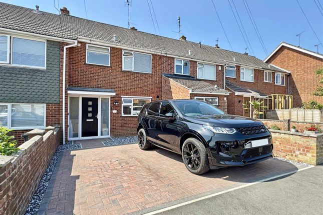 Beadon Drive, Braintree 3 bed terraced house for sale