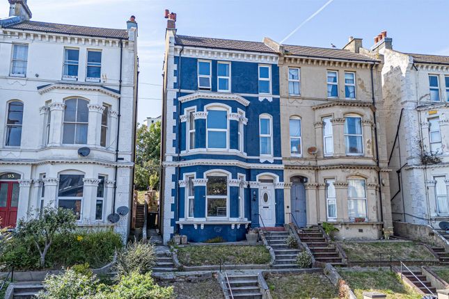 7 bedroom semi-detached house for sale