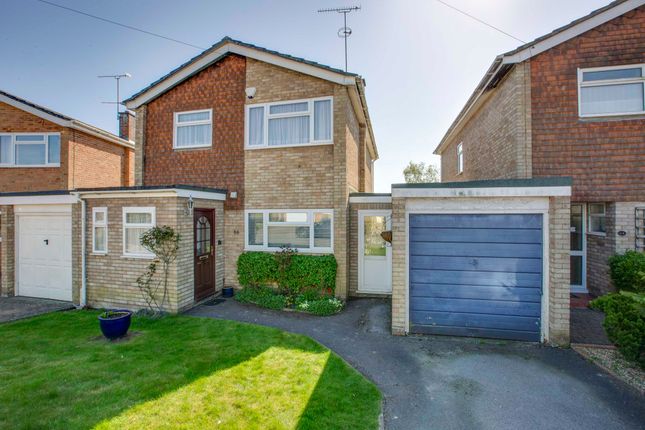St. Margarets Grove, High Wycombe HP15 3 bed house for sale