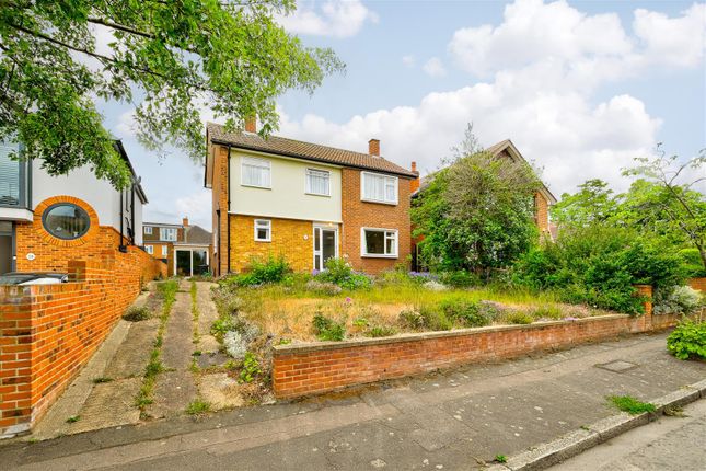 Overton Drive, Wanstead 2 bed house for sale