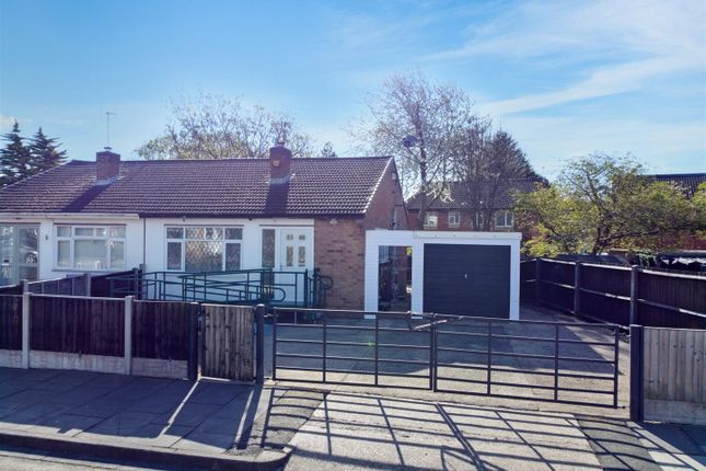 2 bedroom semi-detached bungalow for sale