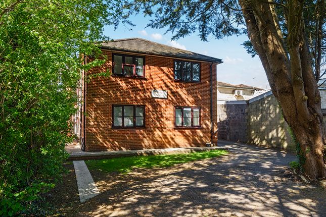 2 bed flat