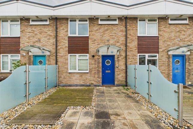 The Vineyards, Great Baddow, Chelmsford 2 bed maisonette for sale