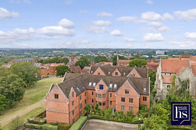 Albert Court, Brentwood CM14 2 bed apartment for sale