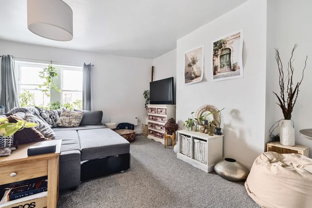 Drum Lane, Petersfield, GU32 1 bed flat for sale
