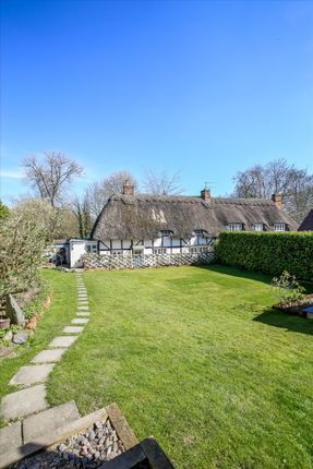 Horsebridge Road, Broughton... 3 bed semi