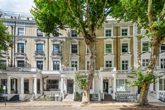 Linden Gardens, Notting Hill, London 2 bed flat for sale