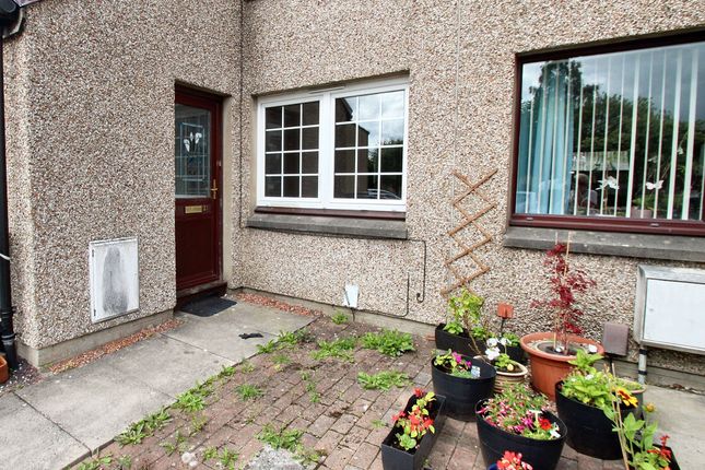 Bishops Park, Mid Calder, EH53 1 bed flat for sale