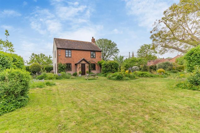 3 bedroom cottage for sale