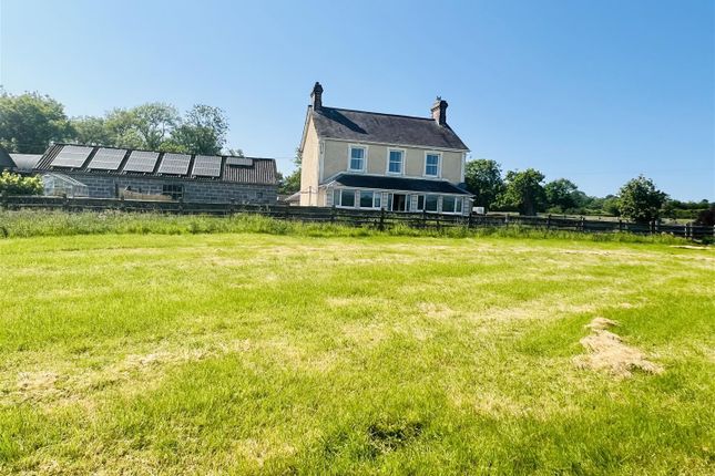 Manordeilo, Llandeilo 4 bed detached house for sale