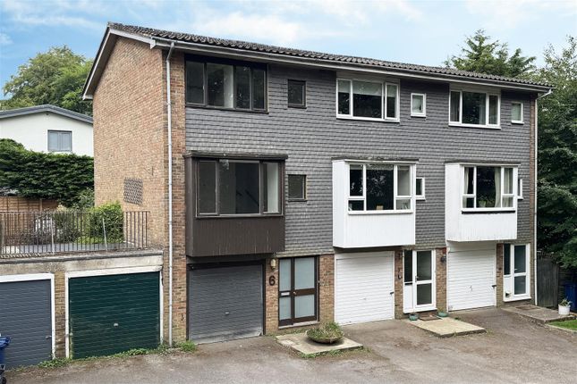Godalming 3 bed end of terrace house for sale