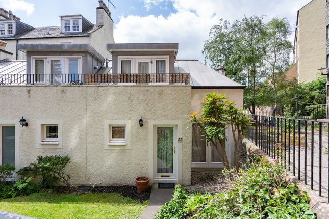 22 Damside, Dean, Edinburgh, EH4 3BB 2 bed semi