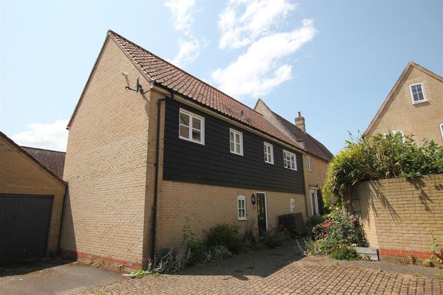 Cardinals Way, Ely CB7 2 bed coach house for sale