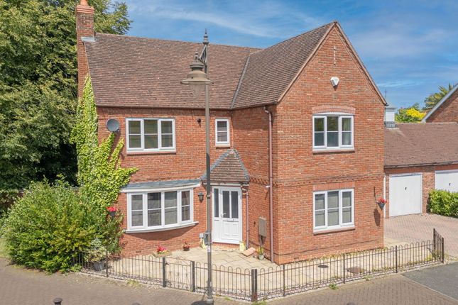 Tythe Barn Lane, Solihull B90 4 bed detached house for sale