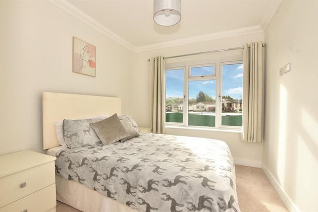 2 bed mobile/park home