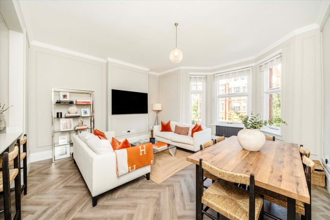 Beaufort Street, London, SW3 2 bed flat for sale