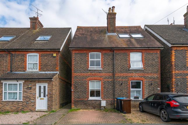 Trindles Road, South Nutfield, Redhill 3 bed semi