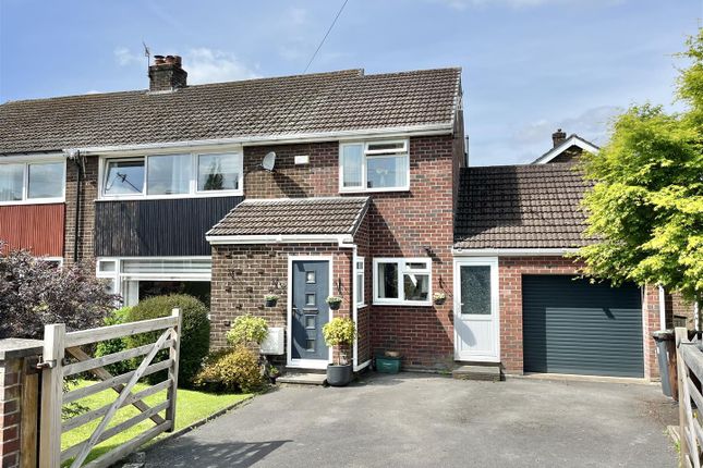 Beechfield Road, Hadfield, Glossop 4 bed semi