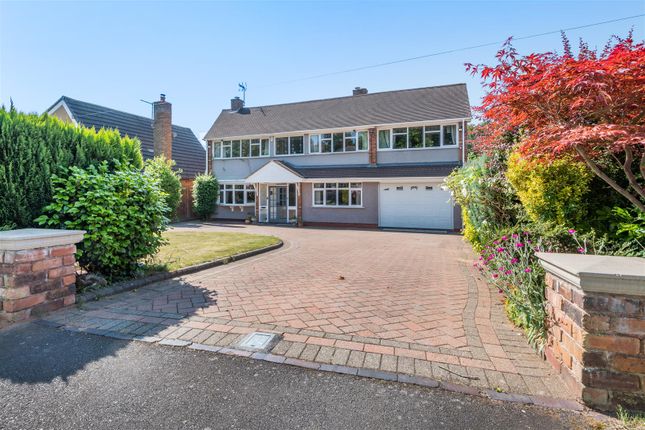 6 bedroom detached house for sale