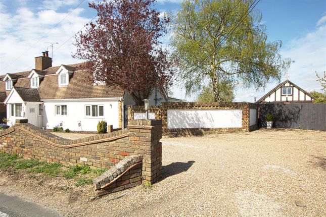 Dunton Road, Billericay CM12 4 bed semi