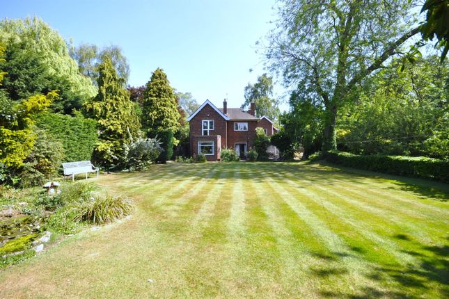 St Nicholas Road, Thorne, Doncaster 4 bed detached house for sale