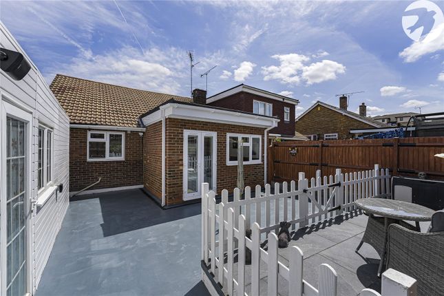 Rectory Road, Swanscombe, Kent, DA10 2 bed bungalow for sale